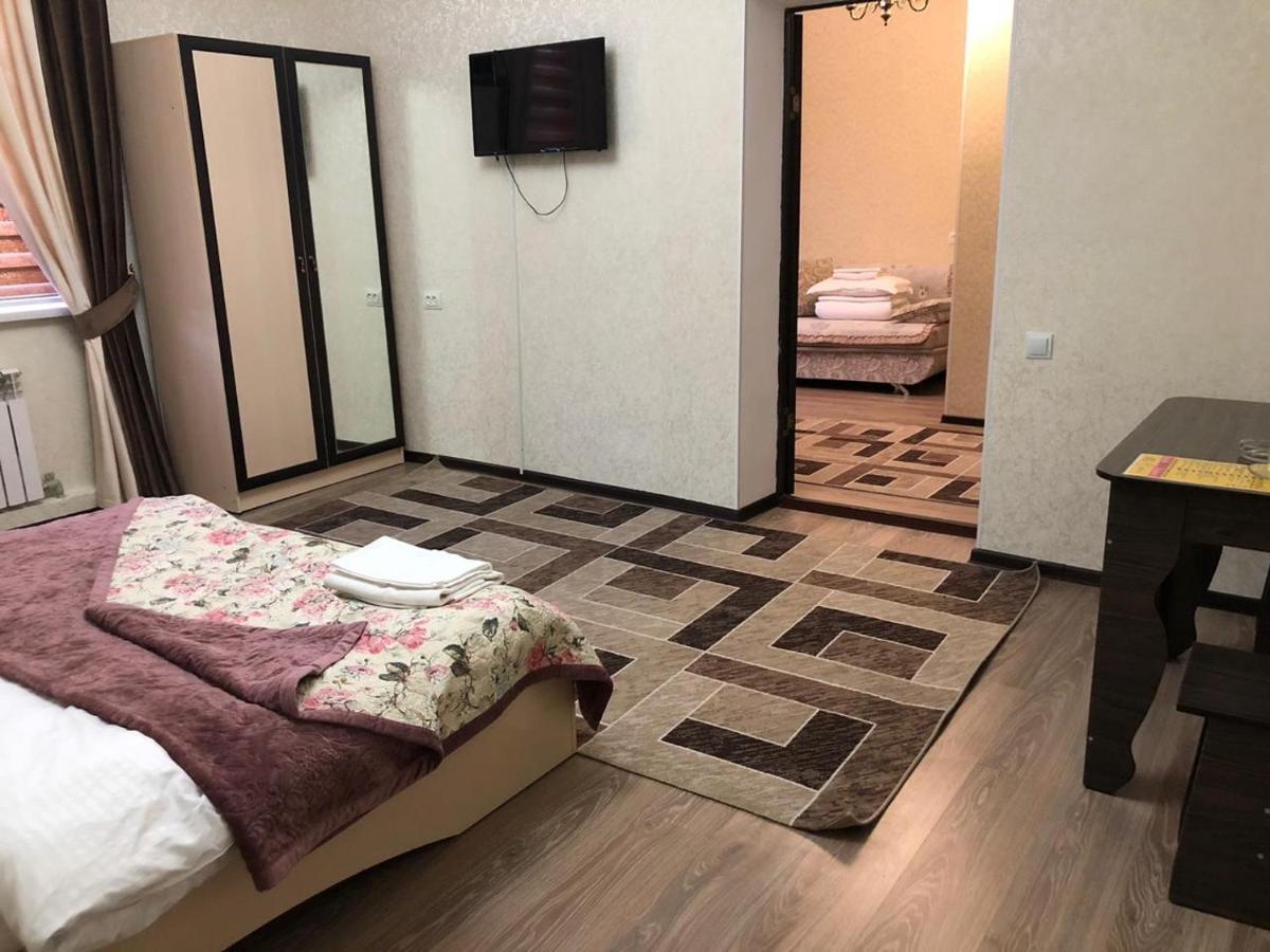 Keruen Hotel Taraz Buitenkant foto